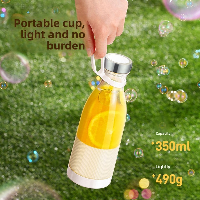 Portable cup with lemon slice held by a hand on grass with bubbles, text about capacity and weight.